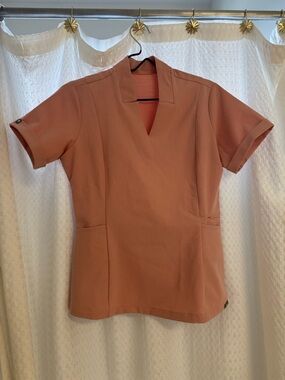 Figs XS Pink Sands Inala top - New Without Tags NWOT